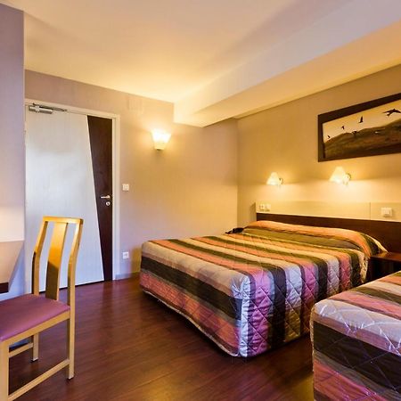 Les Hirondelles Hotel Orcines Luaran gambar