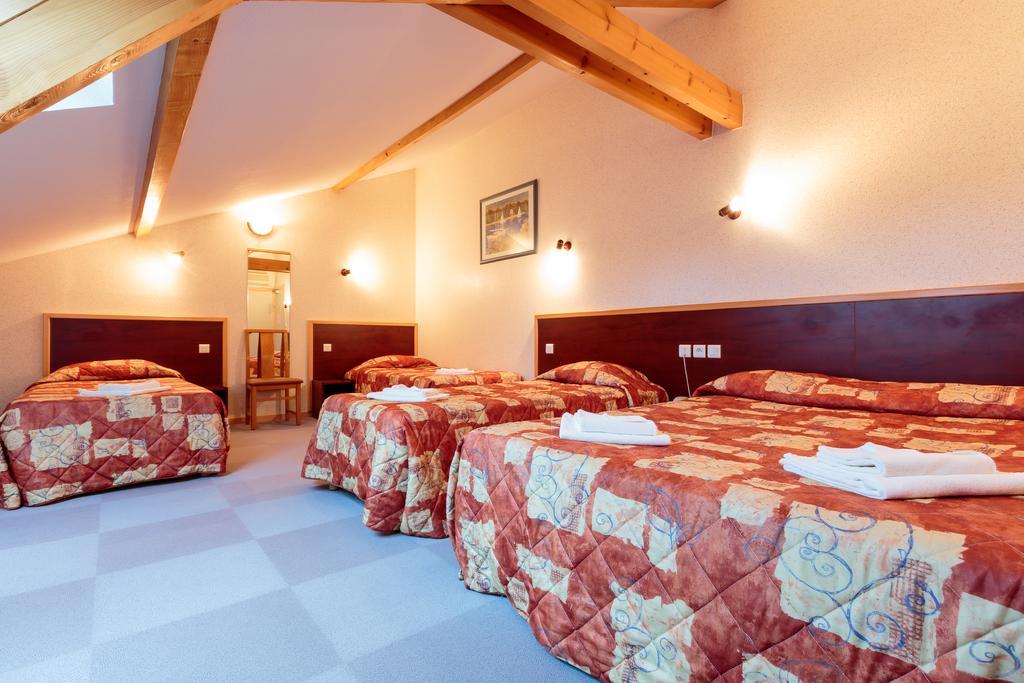 Les Hirondelles Hotel Orcines Luaran gambar